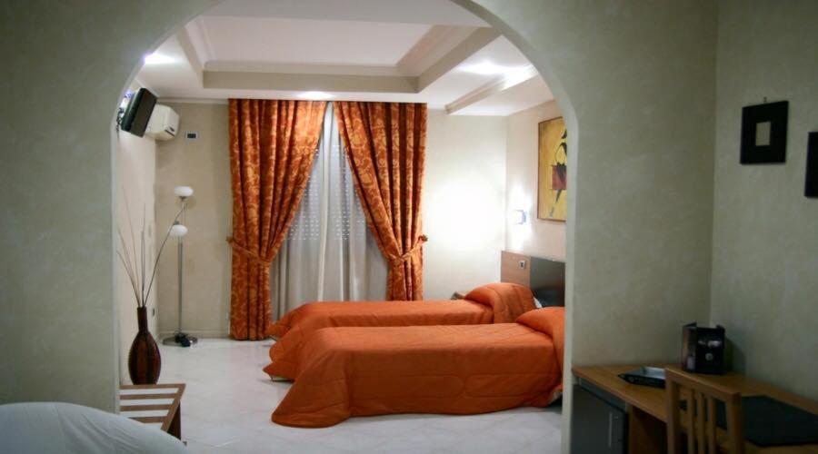 Hotel Daytona Palace Касория Екстериор снимка