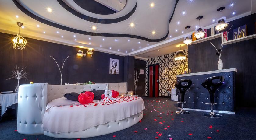 Hotel Daytona Palace Касория Екстериор снимка